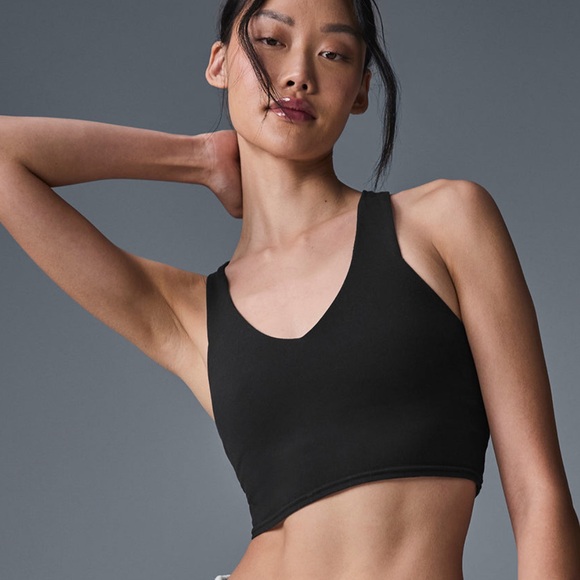 ALO Yoga Other - Alo Yoga Airbrush Real bra tank - black in s